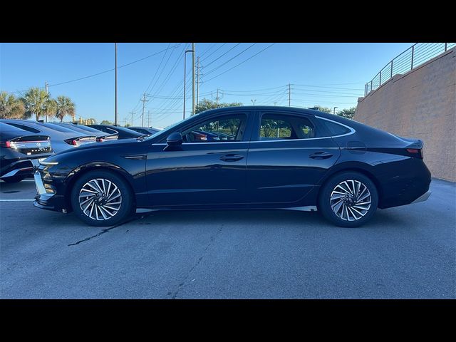 2024 Hyundai Sonata Hybrid Limited