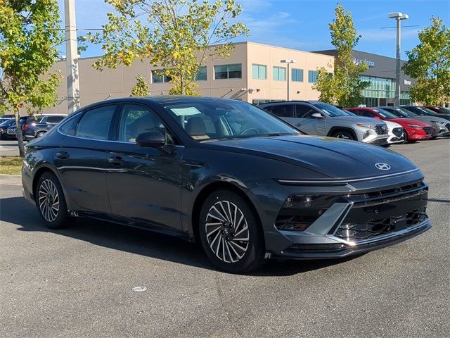 2024 Hyundai Sonata Hybrid Limited