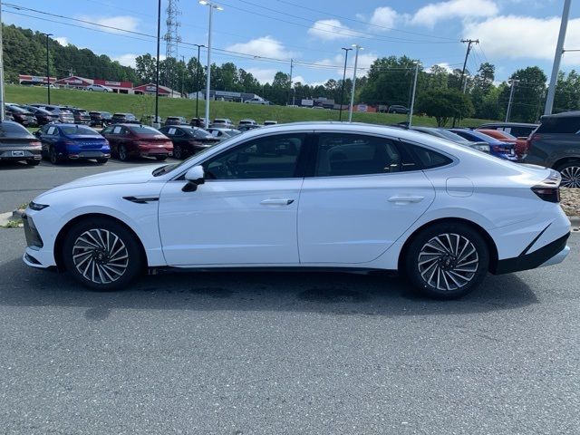 2024 Hyundai Sonata Hybrid Limited