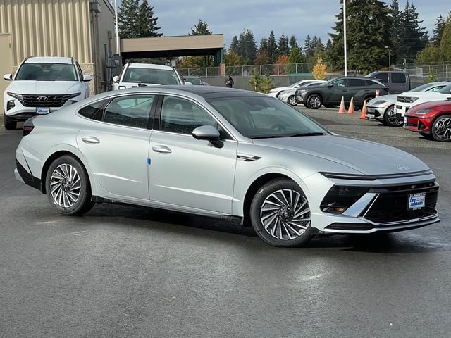 2024 Hyundai Sonata Hybrid Limited