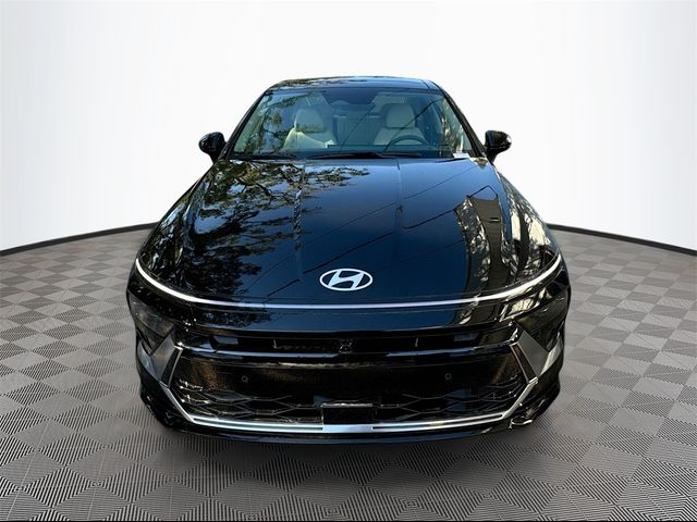 2024 Hyundai Sonata Hybrid Limited