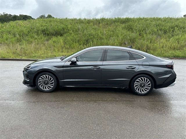 2024 Hyundai Sonata Hybrid Limited