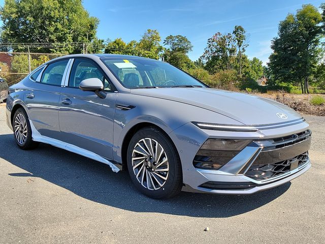 2024 Hyundai Sonata Hybrid Limited