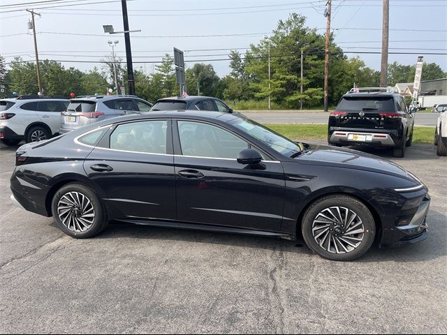 2024 Hyundai Sonata Hybrid Limited