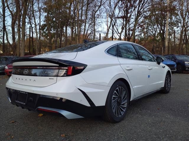 2024 Hyundai Sonata Hybrid Limited