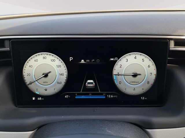 Vehicle image 19 of 28