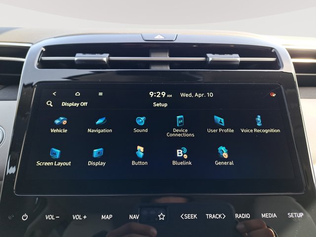 Vehicle image 21 of 28