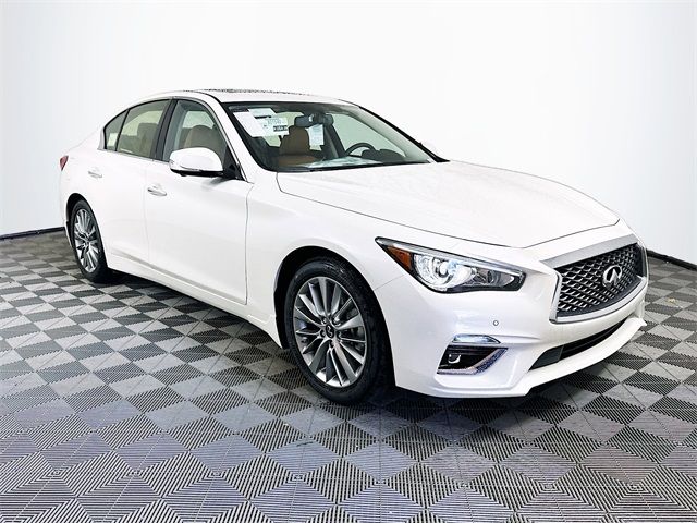 2024 INFINITI Q50 Luxe