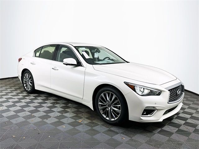 2024 INFINITI Q50 Luxe