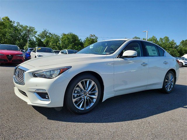 2024 INFINITI Q50 Luxe