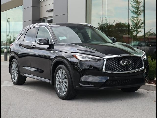 2024 INFINITI QX50 Luxe