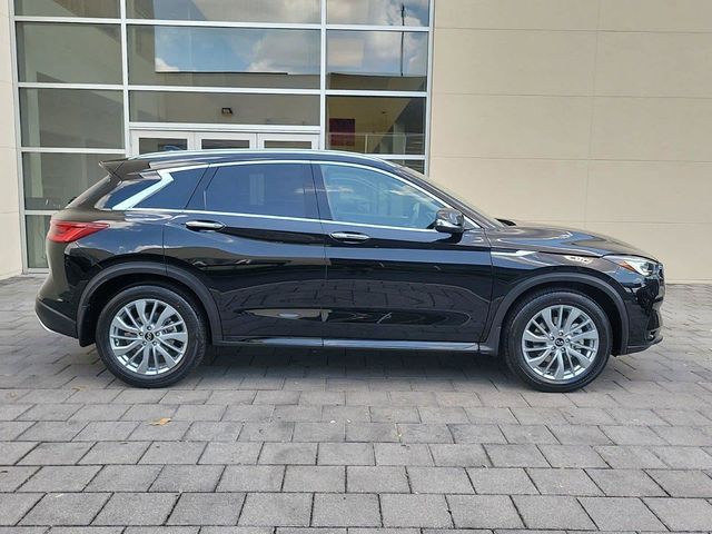 2024 INFINITI QX50 Luxe