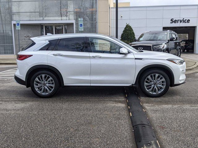 2024 INFINITI QX50 Luxe