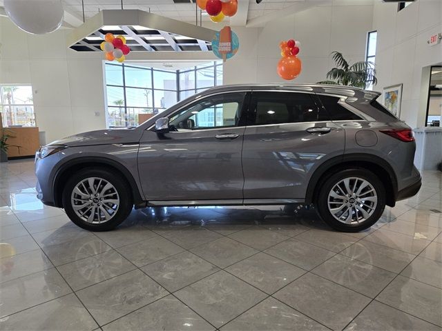 2024 INFINITI QX50 Luxe