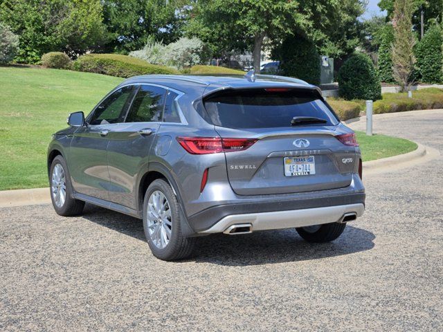 2024 INFINITI QX50 Luxe