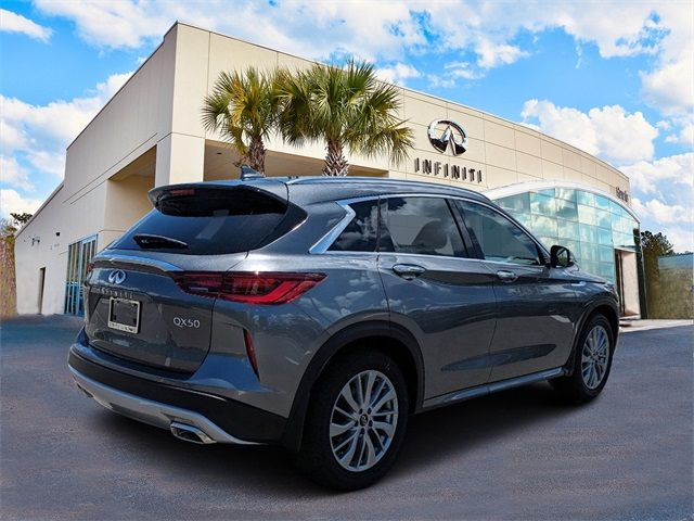 2024 INFINITI QX50 Luxe