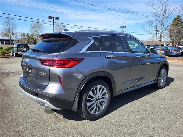 2024 INFINITI QX50 Luxe