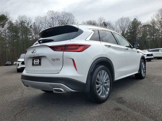 2024 INFINITI QX50 Luxe