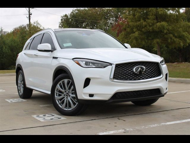 2024 INFINITI QX50 Luxe