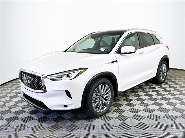 2024 INFINITI QX50 Luxe