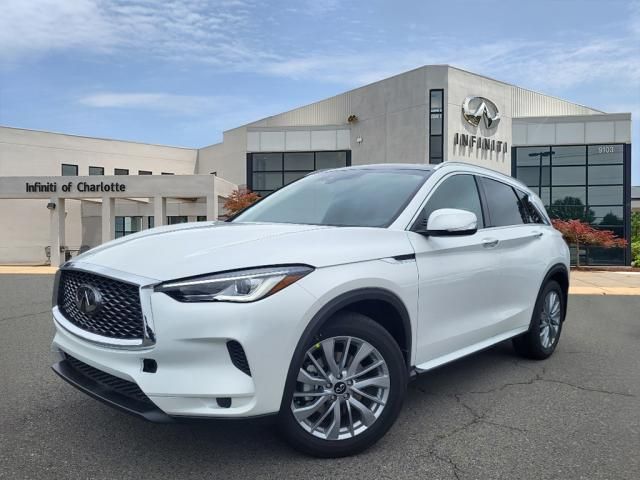 2024 INFINITI QX50 Luxe