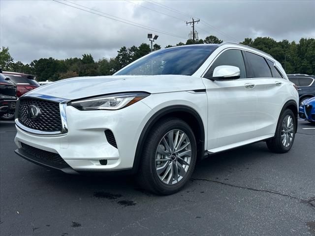 2024 INFINITI QX50 Luxe