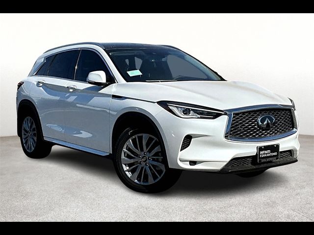 2024 INFINITI QX50 Luxe