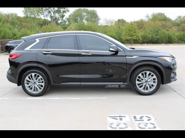 2024 INFINITI QX50 Luxe