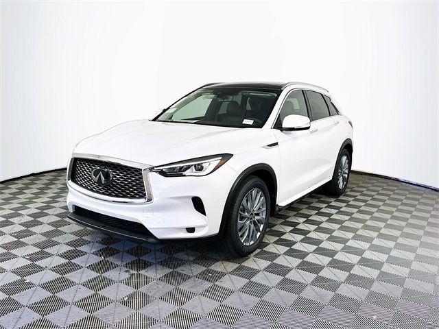 2024 INFINITI QX50 Luxe