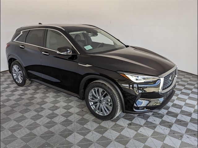 2024 INFINITI QX50 Luxe