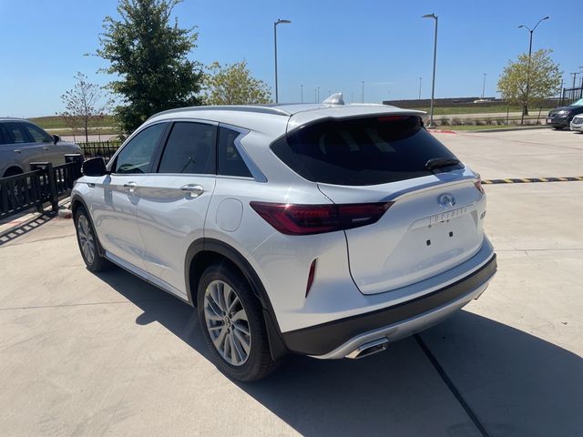 2024 INFINITI QX50 Luxe