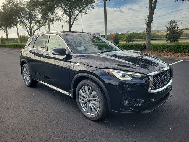 2024 INFINITI QX50 Luxe