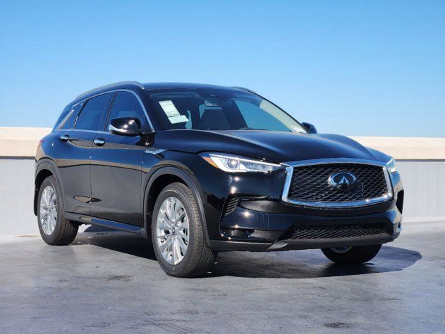 2024 INFINITI QX50 Luxe