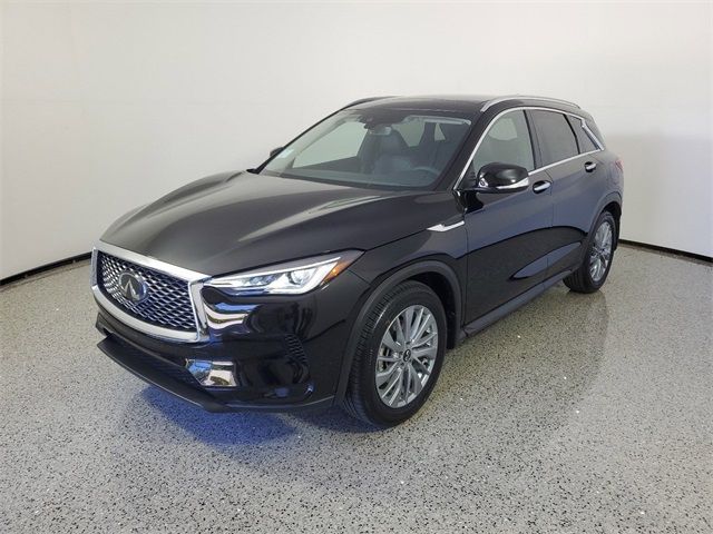 2024 INFINITI QX50 Luxe