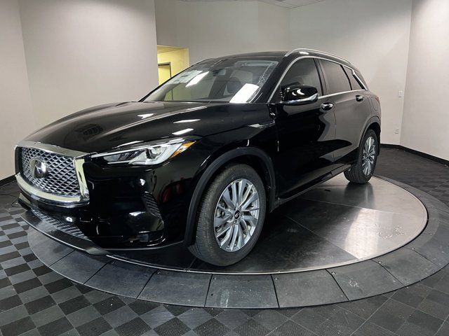 2024 INFINITI QX50 Luxe