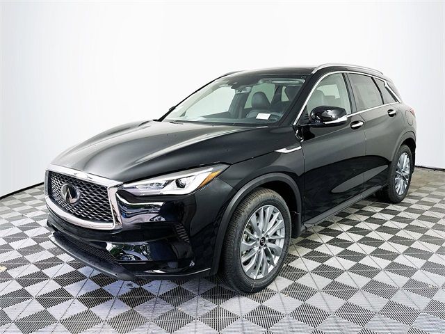 2024 INFINITI QX50 Luxe