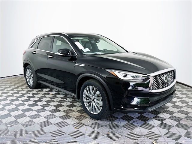 2024 INFINITI QX50 Luxe