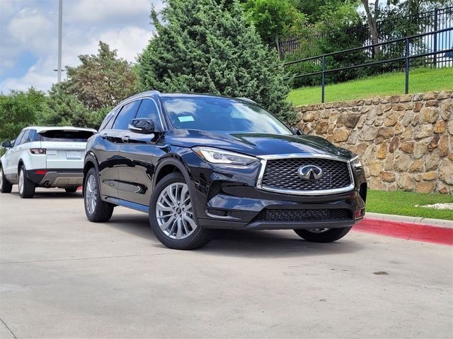 2024 INFINITI QX50 Luxe