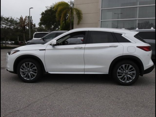 2024 INFINITI QX50 Luxe