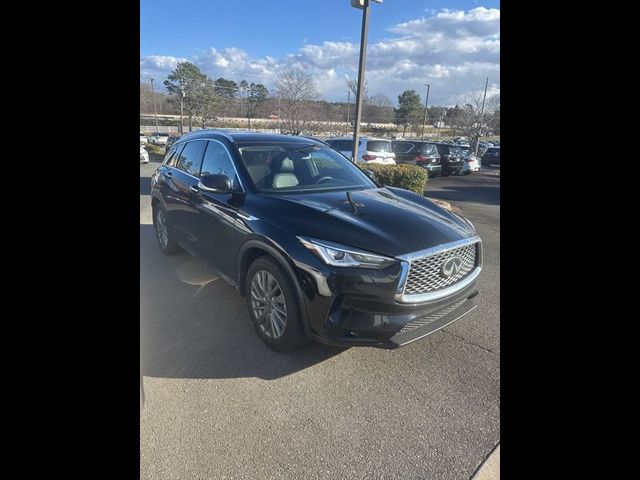 2024 INFINITI QX50 Luxe