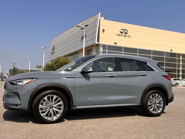 2024 INFINITI QX50 Luxe