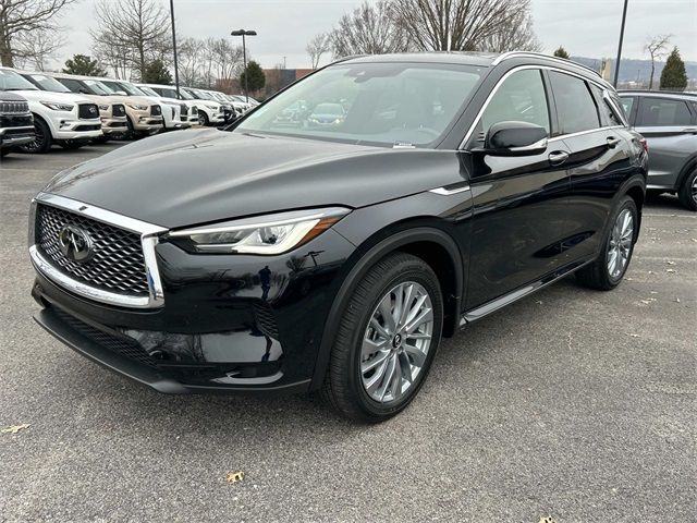 2024 INFINITI QX50 Luxe