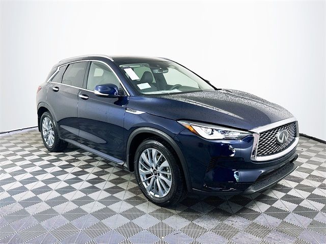 2024 INFINITI QX50 Luxe