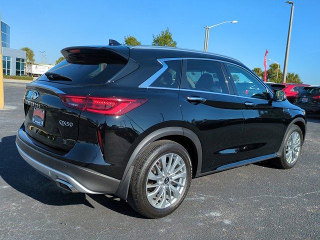 2024 INFINITI QX50 Luxe