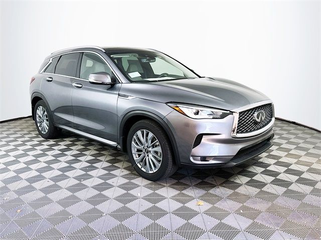 2024 INFINITI QX50 Luxe