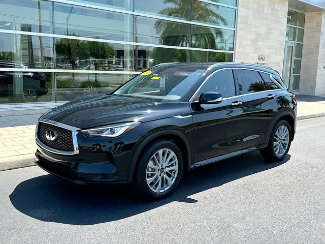 2024 INFINITI QX50 Luxe