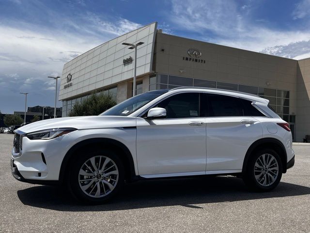 2024 INFINITI QX50 Luxe