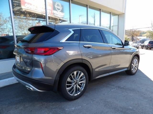 2024 INFINITI QX50 Luxe