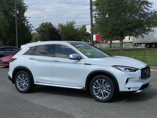 2024 INFINITI QX50 Luxe