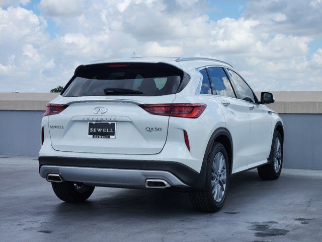 2024 INFINITI QX50 Luxe